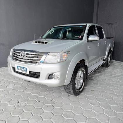 TOYOTA HILUX 3.0 SRV 4X4 CD 16V TURBO INTERCOOLER DIESEL 4P AUTOMÁTICO TOYOTA HILUX 3.0 SRV 4X4 CD 16V TURBO INTERCOOLER DIESEL 4P AUTOMÁTICO